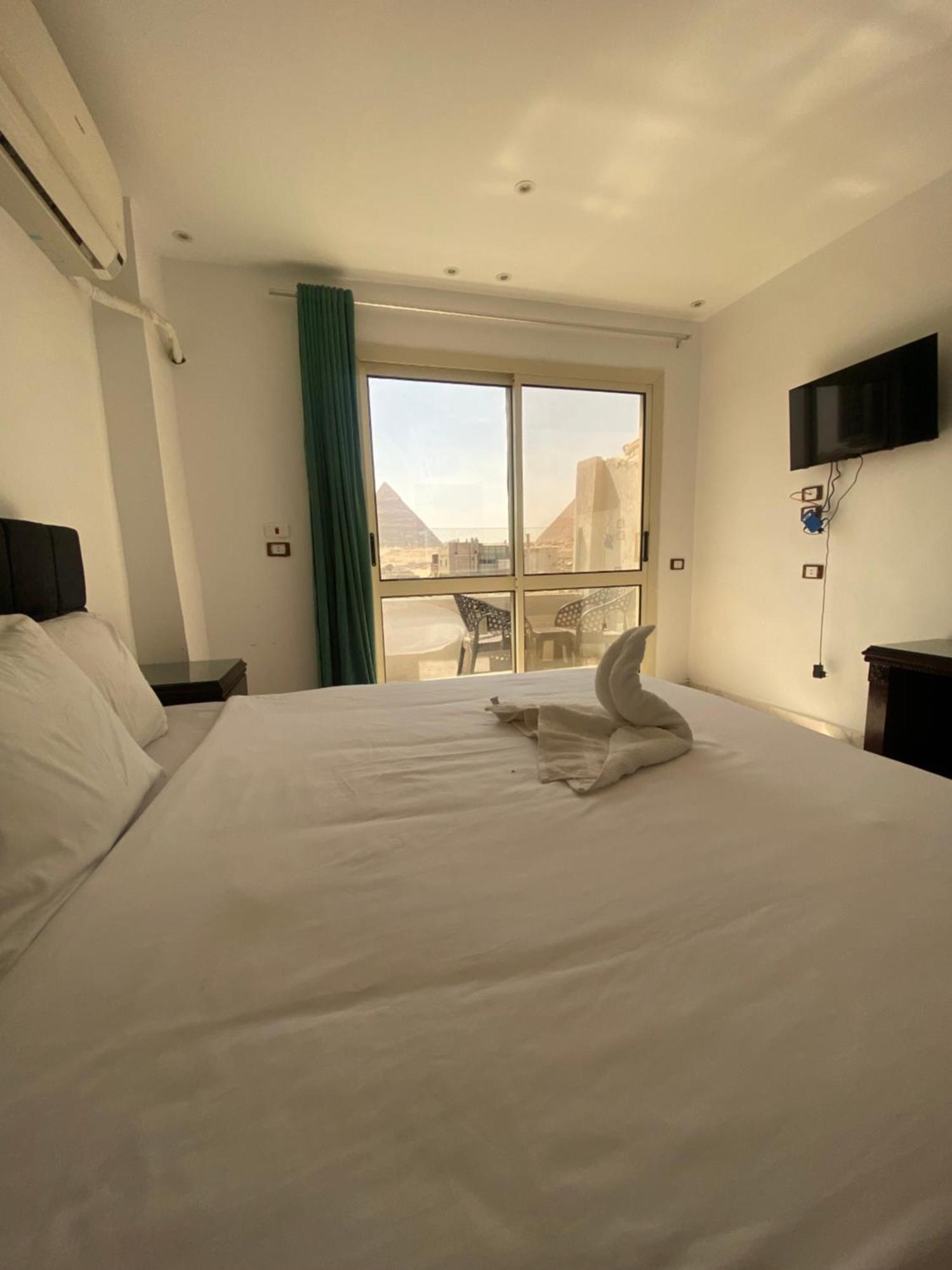 Middle East Pyramids Hotel Kafret el-Gabal Esterno foto