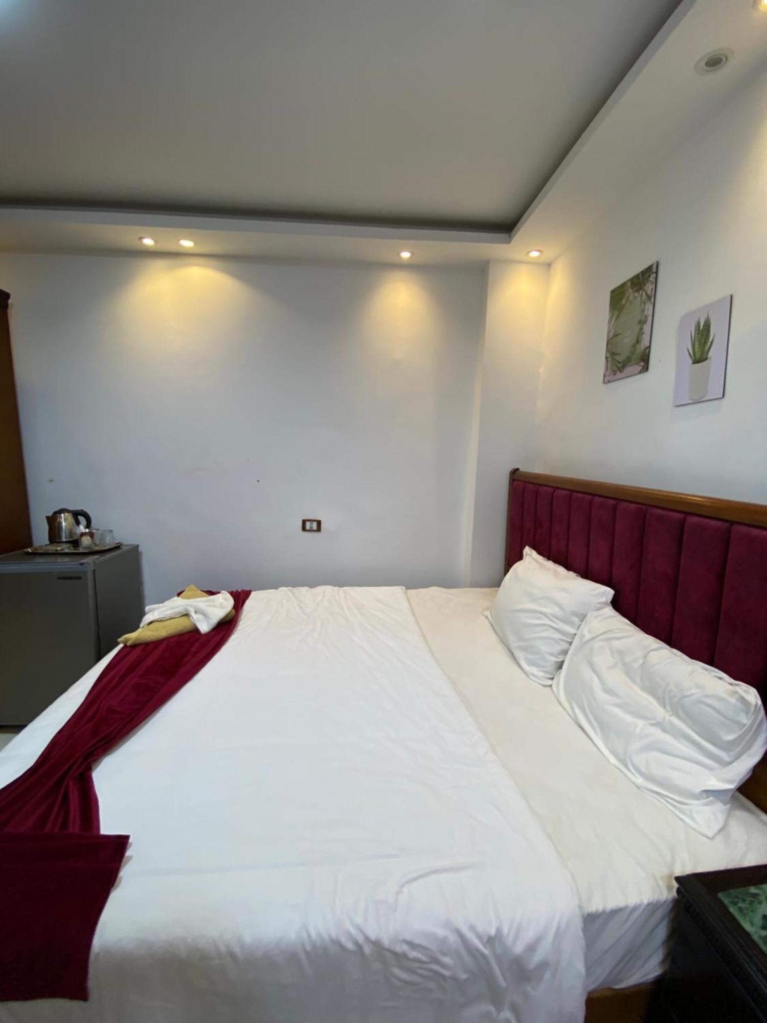 Middle East Pyramids Hotel Kafret el-Gabal Esterno foto